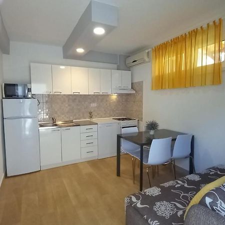 Apartman Marta Подстрана Екстериор снимка